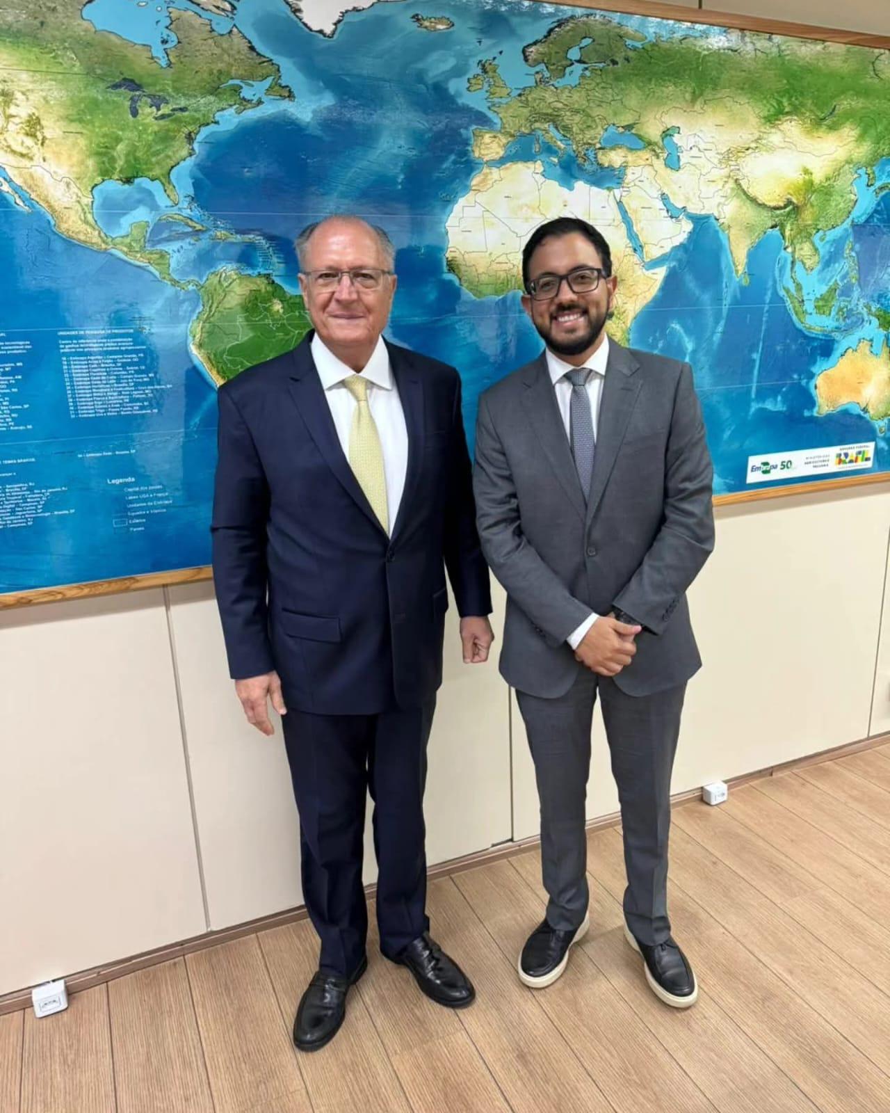 Vereador Leonardo Alves busca apoio para reforma do SAMU em Mauá